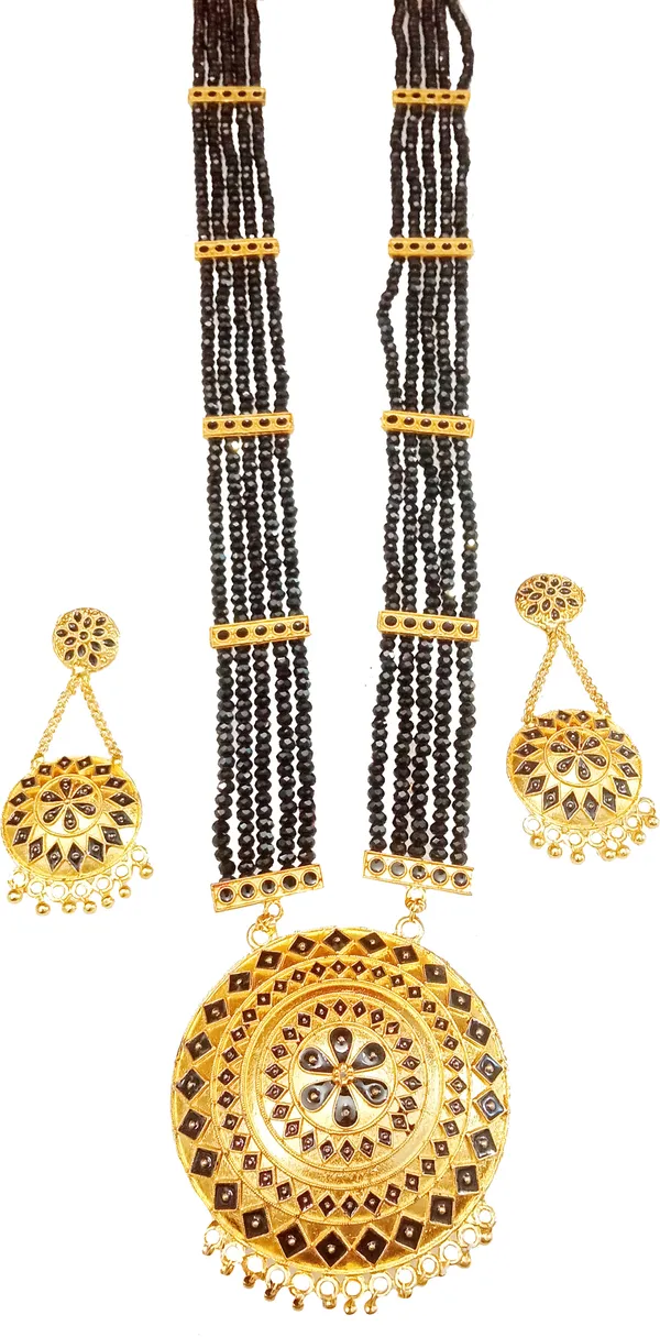Assamese_Traditional_Gold_Plated_Copper_Based_Black_Colour_Japi_Tassel_Jewellery_Set_For_Women